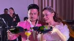 Momen Bahagia Joanna Alexandra dan Immanuel Christover di Resepsi Pernikahan