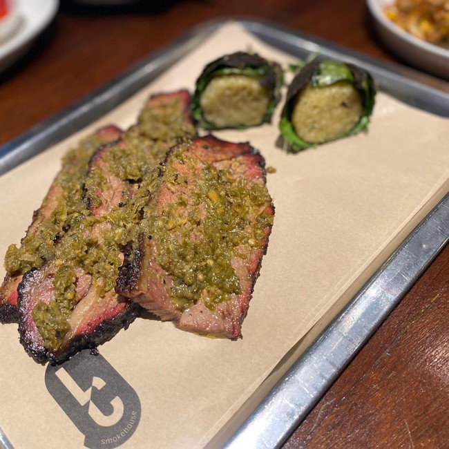 Ketika American Barbecue Bertemu Rempah Manado, Begini Menu Istimewanya