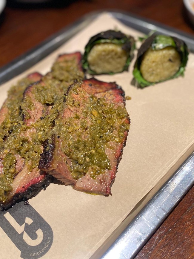 Ketika American Barbecue Bertemu Rempah Manado, Begini Menu Istimewanya