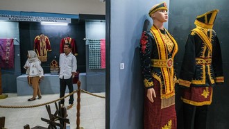 Pameran Wastra Sultra Dorong Ekonomi Kreatif Perajin Lokal