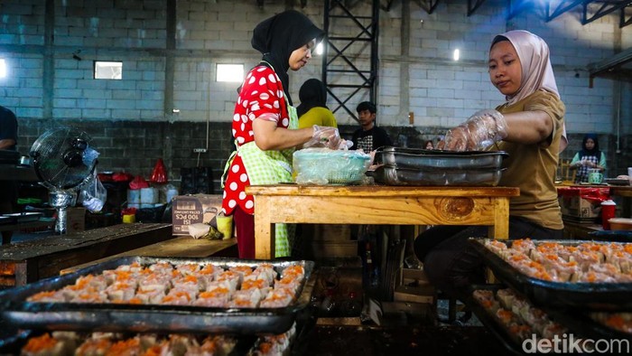 UMKM makanan siap saji menjadi salah satu penggerak kewirausahaan nasional. Sejalan dengan pemerintah menargetkan rasio wirausaha mencapai 8 persen pada 2045.