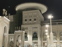 Saudi Siapkan Fasilitas Khusus Bantu Jemaah Lepas Ihram Selesai Tawaf-Sai