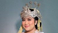 Cucu Megawati 'Diah Lupita' Menikah, Tampil Glamour dengan Kebaya Eddy Betty
