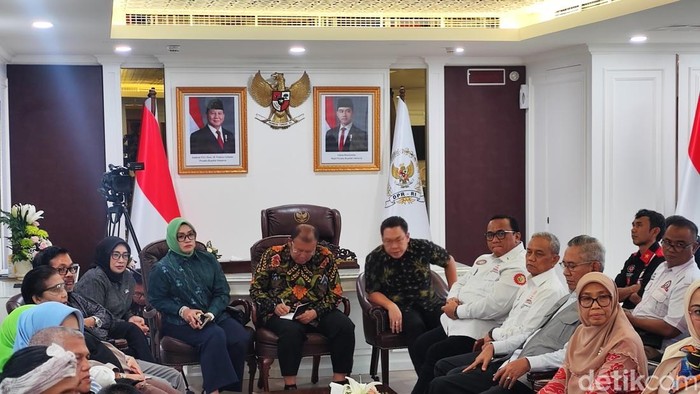 Pimpinan DPR Bertemu 18 Serikat Buruh