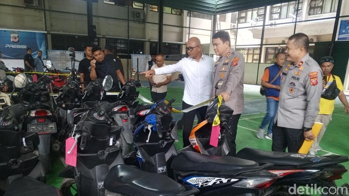 Polisi tangkap pelaku pencurian bermotor di Sumedang.