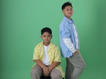 Sambut HUT RI ke-81, Reyhan & Rafie Rilis Lagu Patriotik Kita Satu Indonesia