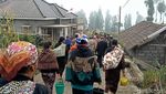 Ritual Nyadran Warnai Hari Raya Karo, Warga Tengger Ziarah ke Makam Leluhur