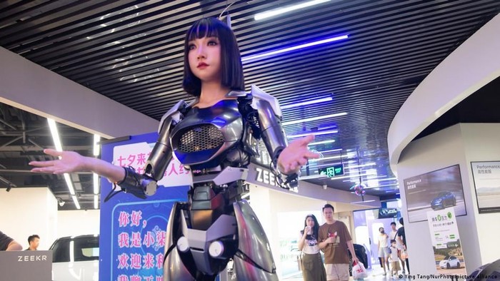 Robot Humanoid, Perang Dagang Terbaru Trump dengan China?