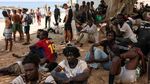 Ribuan Migran Maroko Nekat Sebrangi Lautan Demi Masuk Eropa