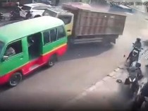 Truk Seruduk 6 Kendaraan di Cibiru, Satu Pemotor Luka Ringan