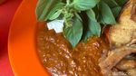 Makan di Warung Bu Vesti, Pecel Lele Lamongan Legendaris Sejak 1995