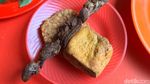 Makan di Warung Bu Vesti, Pecel Lele Lamongan Legendaris Sejak 1995