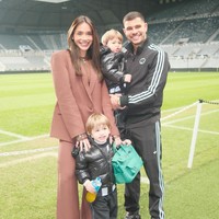 Ana disebut berasal dari keluarga gila sepak bola. Ana dibesarkan di Curitiba di mana ia sering menyaksikan pertandingan bola bersama ayah dan ibunya. Foto: Instagram @analidiamartinss