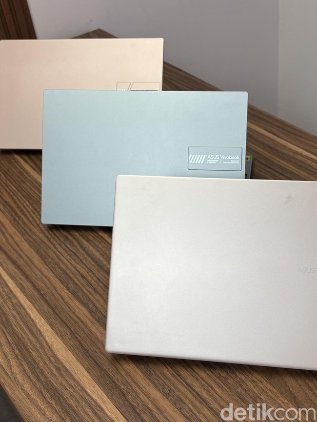 Warna-warni Trio Asus Vivobook 14 yang Menggoda
