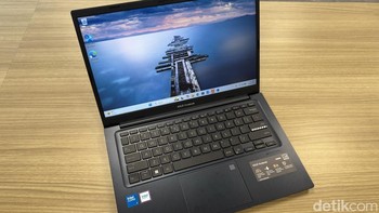 Performanya diotaki prosesor Intel Core modern yang menjanjikan proses multitasking lancar dan pengelolaan aplikasi yang lebih intensif. Foto: Rizqy Nur Amalia/detikINET