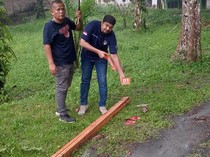 Balita Tewas Tertimpa Kayu Broti Saat Jalan Bareng Nenek di Simalungun