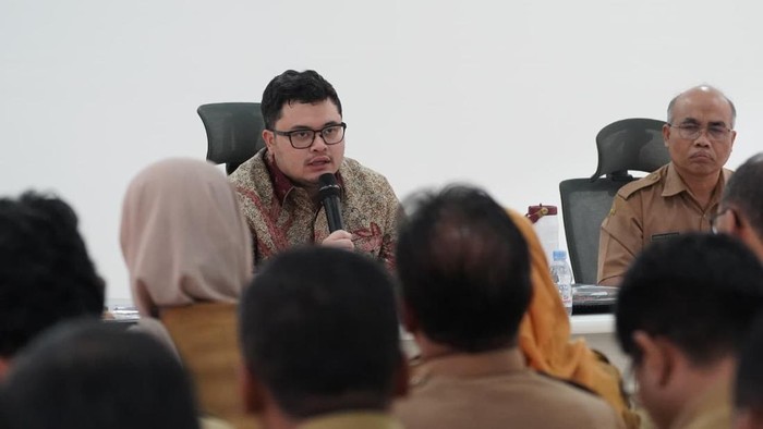 Bupati Kediri Hanindhito Himawan Pramana (Mas Dhito)