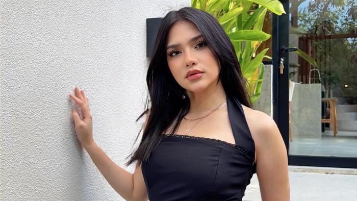 davina karamoy