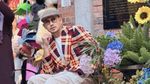 Intip Momen Hangat Denny Sumargo Kulineran Bareng Istri dan Anak Tercinta