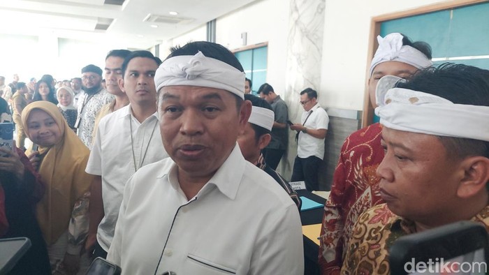 Gubernur Jabar Dedi Mulyadi