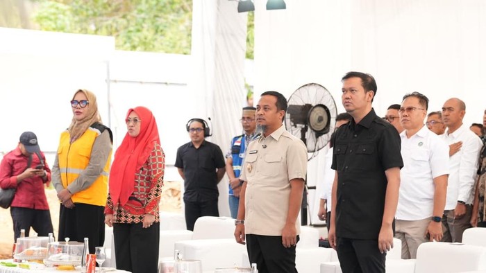 Gubernur Sulsel Andi Sudirman Sulaiman.