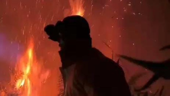 Kebakaran di Blok Bantengan Gunung Bromo