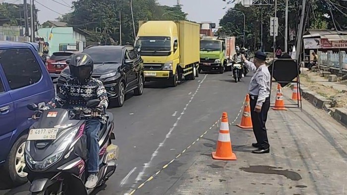 Kemacetan terjadi di sejumlah ruas jalan di Jaktim karena ada pengerjaan proyek (dok. Dishub DKI)