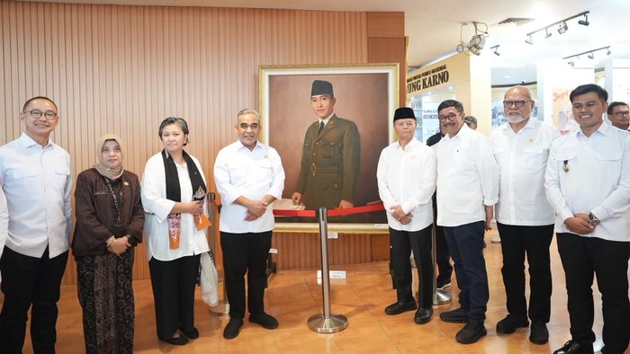 Ketua MPR Ahmad Muzani dan pimpinan MPR ziarah ke makam Bung Karno (dok.istimewa)