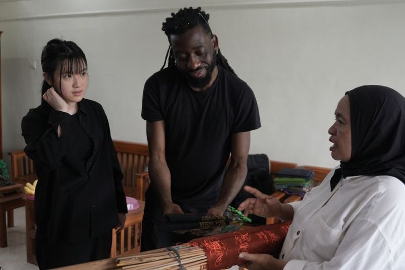 Koleksi Garuda MICKAEL NANA & BEATRICE ANGELICA dari Pintu Residency