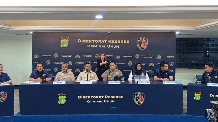 Konferensi Pers Dirres PPA/PPO Kombes Rita Wulandari Wibowo