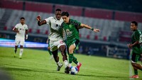 Persib vs Persebaya: Kerja Keras Menuju Tinta Emas Piala Presiden 2026
