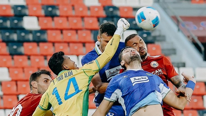 Laga semifinal Piala Presiden 2026 antara Persib vs Persija di Stadion Kapten I Wayan Dipta, Gianyar, Bali, Selasa (4/8/2026).