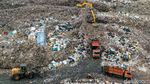 Potret Pemasangan Geomembran yang Mulai Menutupi Gunung Sampah Bantargebang