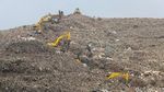 Potret Pemasangan Geomembran yang Mulai Menutupi Gunung Sampah Bantargebang