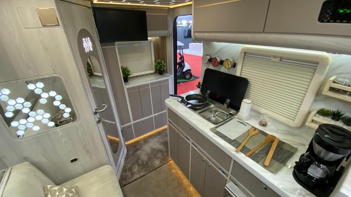 Modifikasi Toyota Rangga jadi rumah berjalan