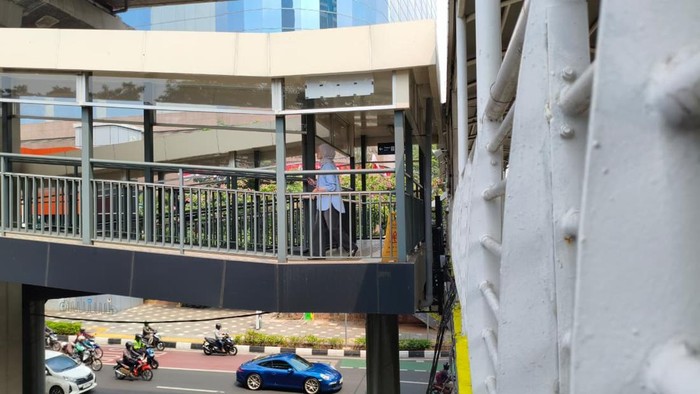 Nasib 2 JPO Dekat tapi Tak Jadian di Rasuna Said