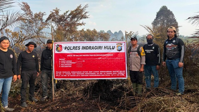Polres Inhu menangkap pelaku pembakaran 5 hektar lahan kawasan HPK, Selasa (4/8/2026).
