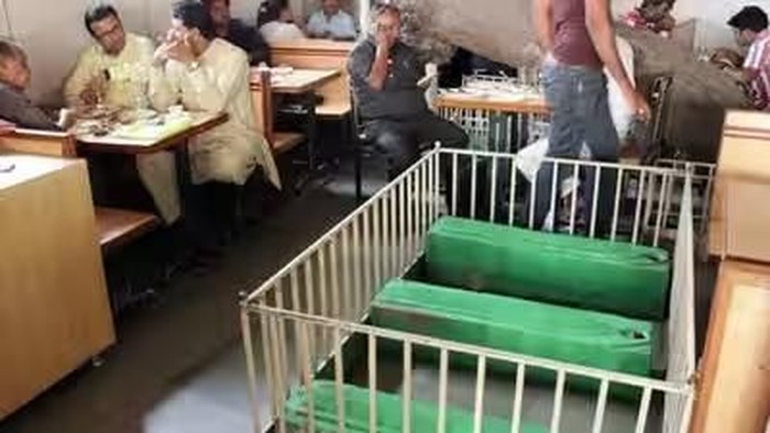 Restoran Berdiri di Tengah 26 Makam Kuno, Tehnya Diyakini Bawa Hoki