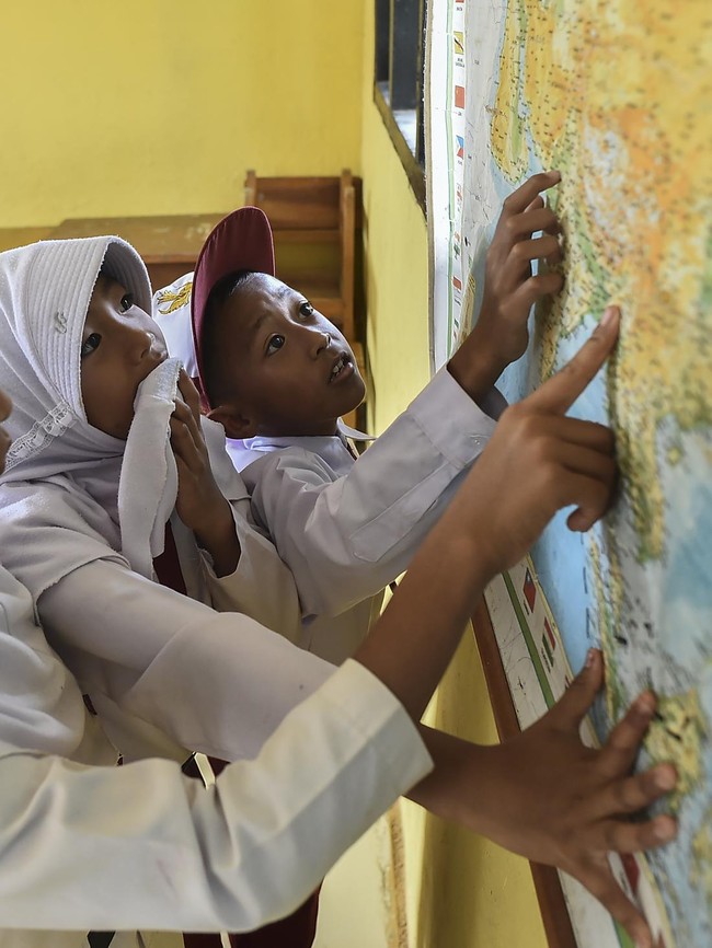 Sekolah Terpencil di Kerinci Jadi Tumpuan Pendidikan Anak Transmigran