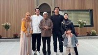 Bahagia Tengku Firmansyah Masjid Pertama Edmonton Berdiri, Nikita Willy Datang