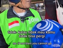 Ojol Tolak Bule Tak Mau Pakai Helm Panen Pujian dari Warganet dan Polisi