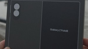 Video: Unboxing dan Hands On Galaxy Z Fold8 Ultra