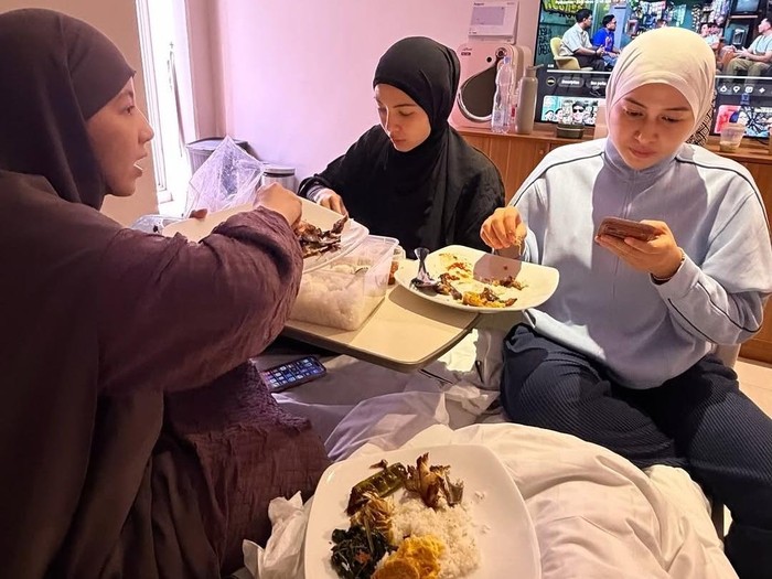 Dian Ayu mengalami saraf kejepit