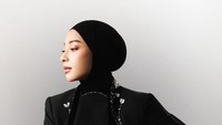 5 Inspirasi Gaya Nikita Willy Tampil Elegan dengan Hijab Clean Look