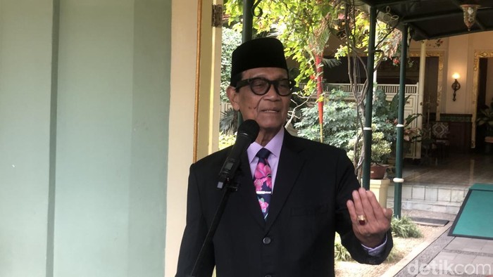 Gubernur DIY Sultan HB X saat ditemui di Kompleks Kepatihan, Jogja Rabu (5/8).