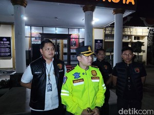 2 Pengamen Pemukul Pengunjung GTC Cirebon Dibekuk, Terancam 5 Tahun Bui