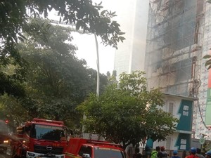 Imbas Kebakaran Gedung, Lalin Arah Cikini Jakpus Dialihkan