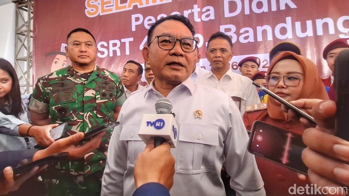 Kepala Staf Kepresidenan Dudung Abdurachman