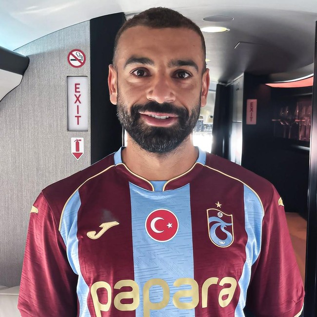 Belum Diresmikan, Mohamed Salah Sudah Berseragam Trabzonspor