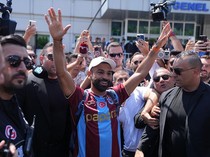 Mohamed Salah Resmi ke Trabzonspor, Pakai Nomor Keramat 10
